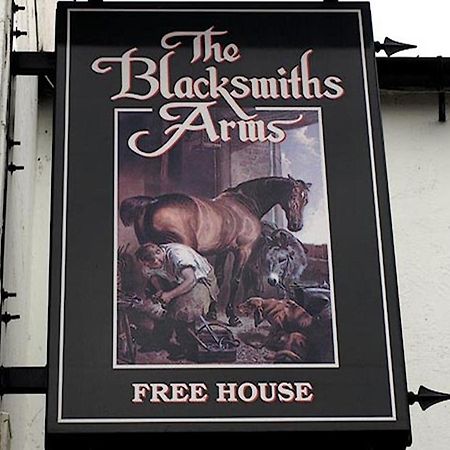 מלון ברמפטון The Blacksmiths Arms מראה חיצוני תמונה